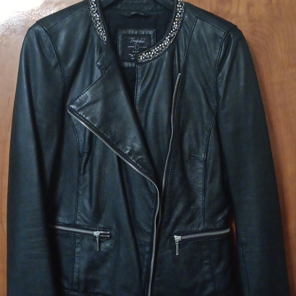 Jacket - Picture 4 of 9